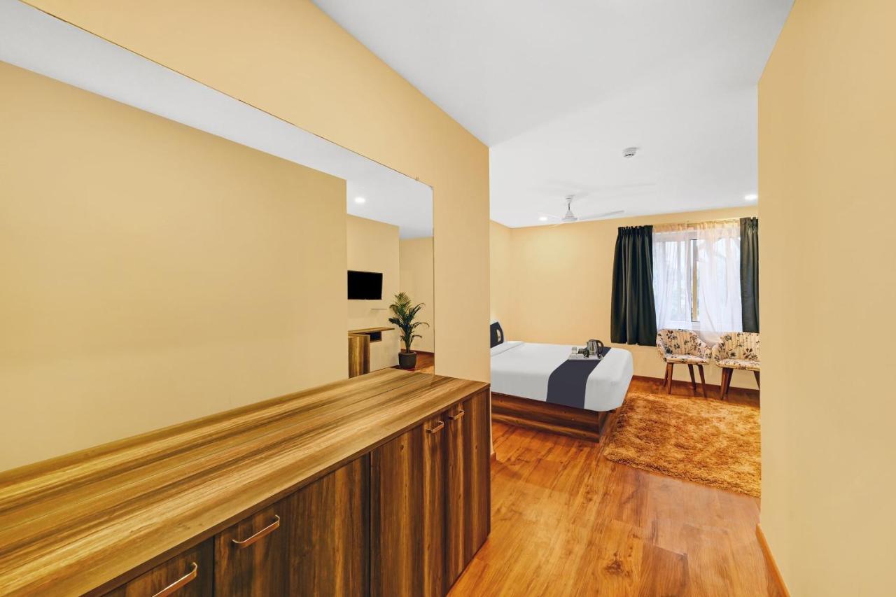 מלון Khandagiri Super Townhouse Oak Hillside Aqua מראה חיצוני תמונה