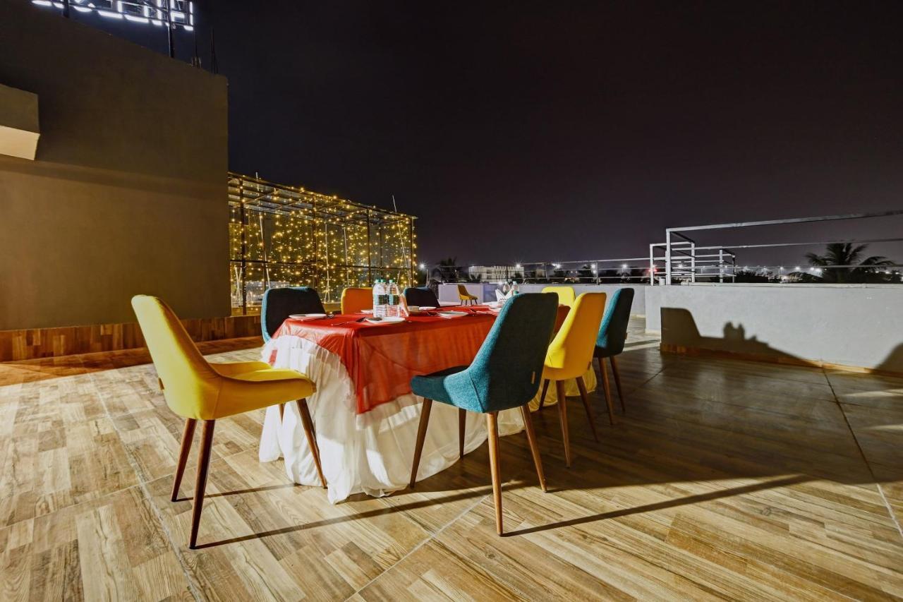 מלון Khandagiri Super Townhouse Oak Hillside Aqua מראה חיצוני תמונה